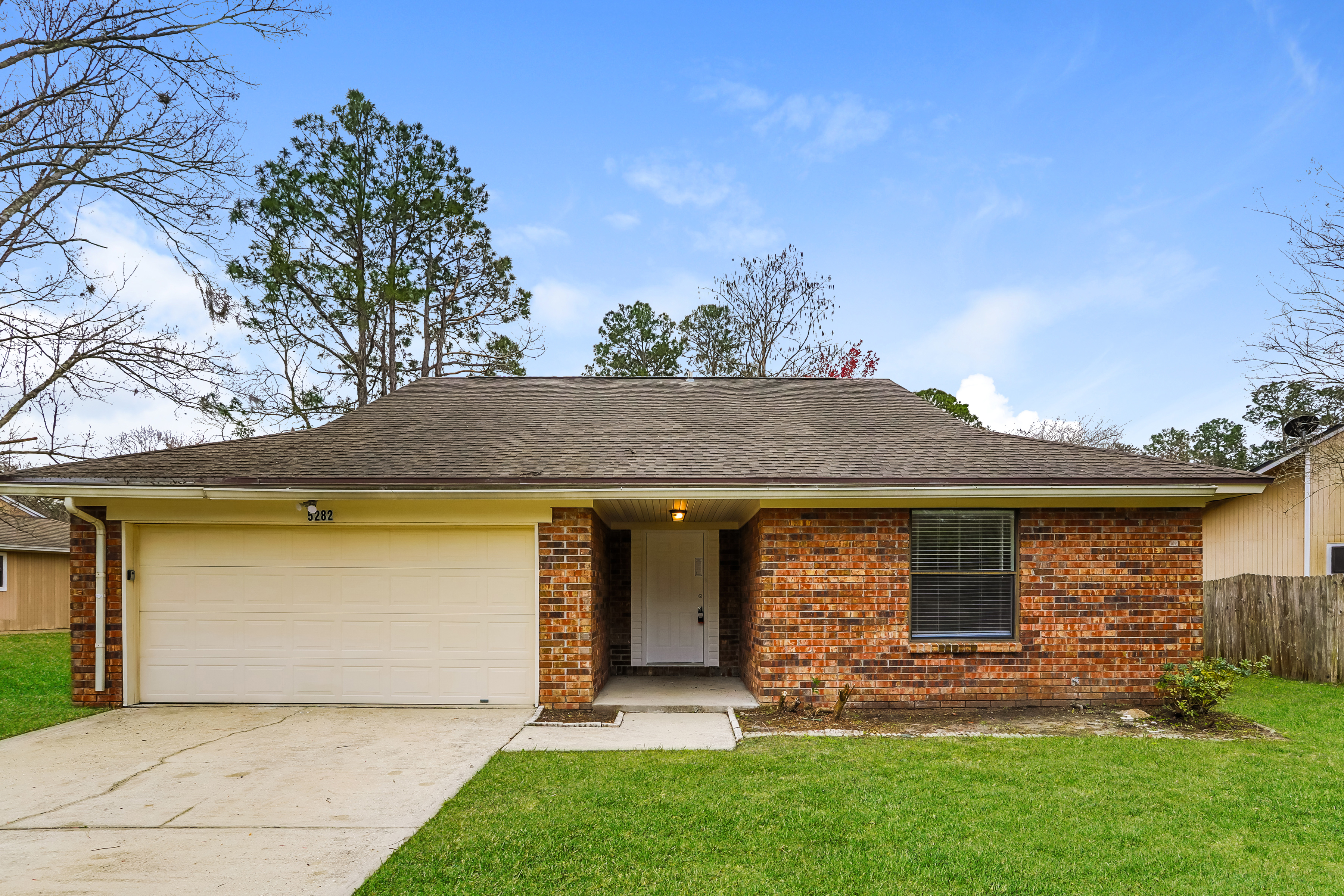 5282 BUGGY WHIP DR N JACKSONVILLE, FL 32257